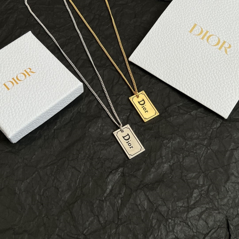 chr1st1an D10r necklaces